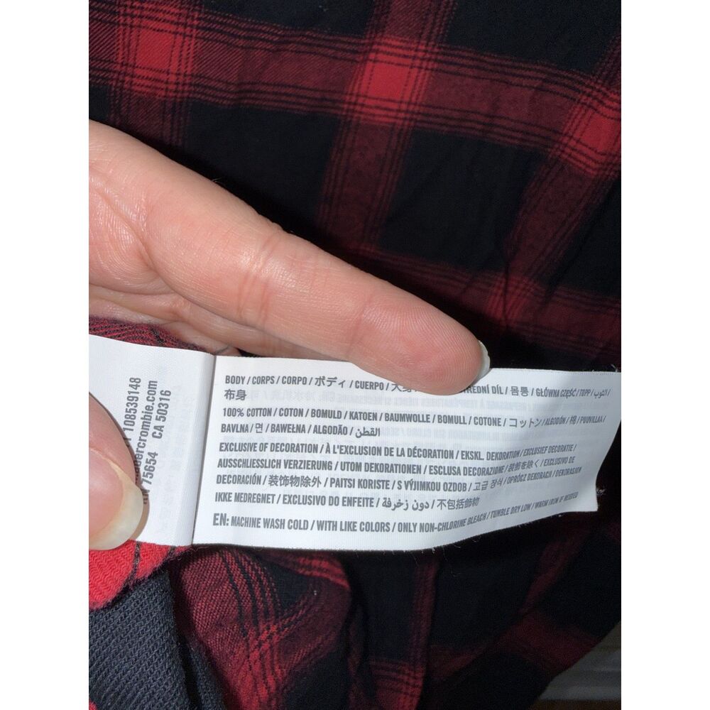 Hollister Men’s Plaid Flannel Shirt Small Red Black Short Sleeve Cotton - Picture 6 of 10